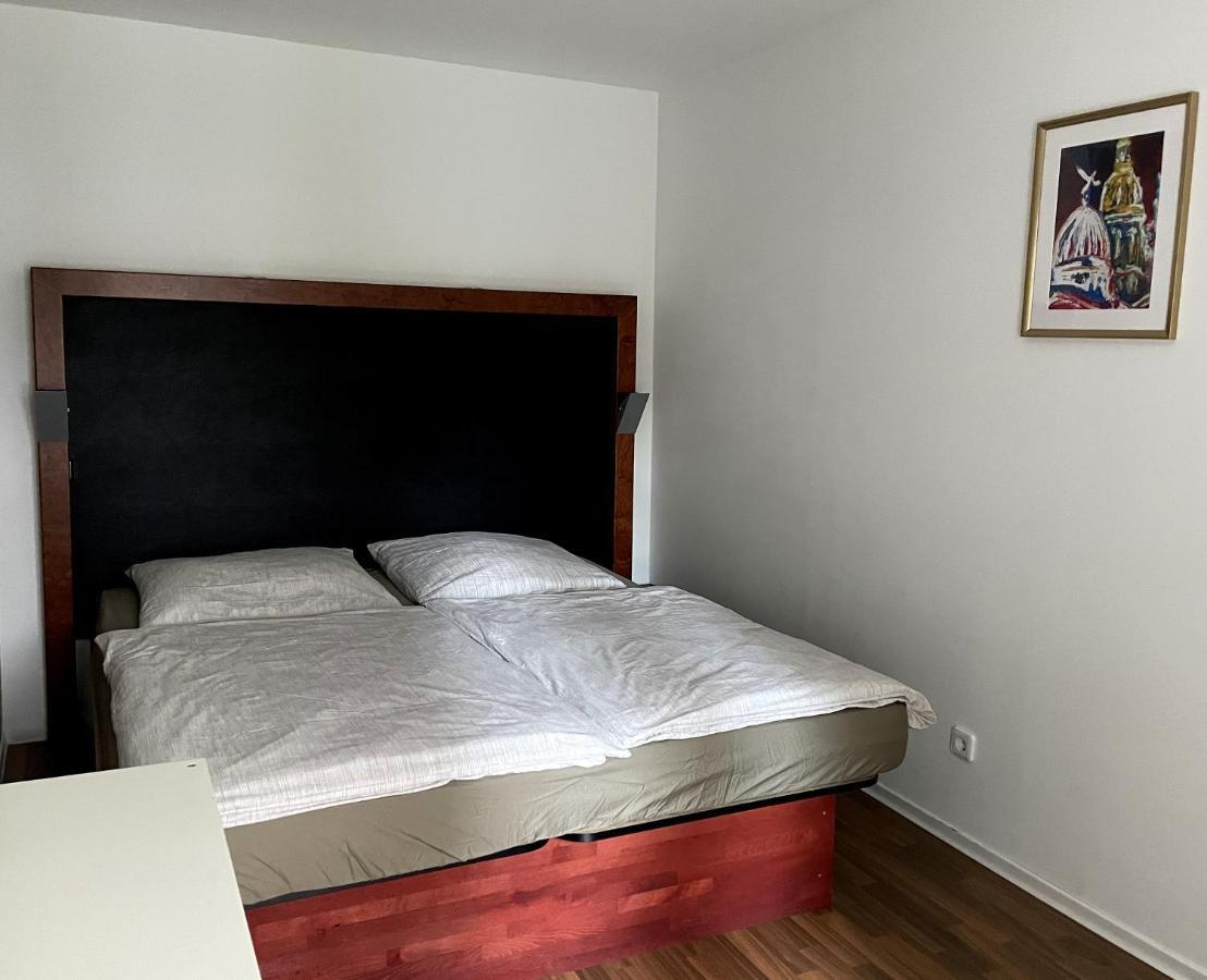 Im Kneipenviertel Altkoetzschenbroda Apartment Radebeul